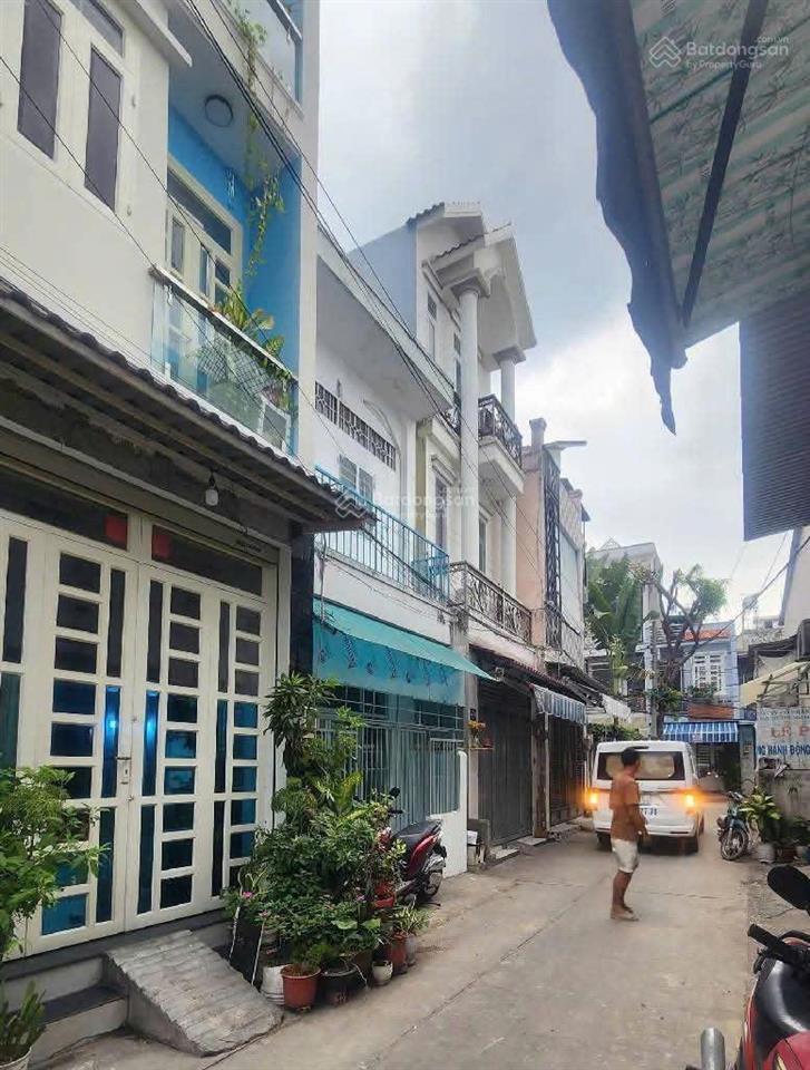 Căn hộ dịch vụ lý thường kiệt, hẻm xe hơi ngay đại học bách khoa, đang có dòng tiền ổn định.