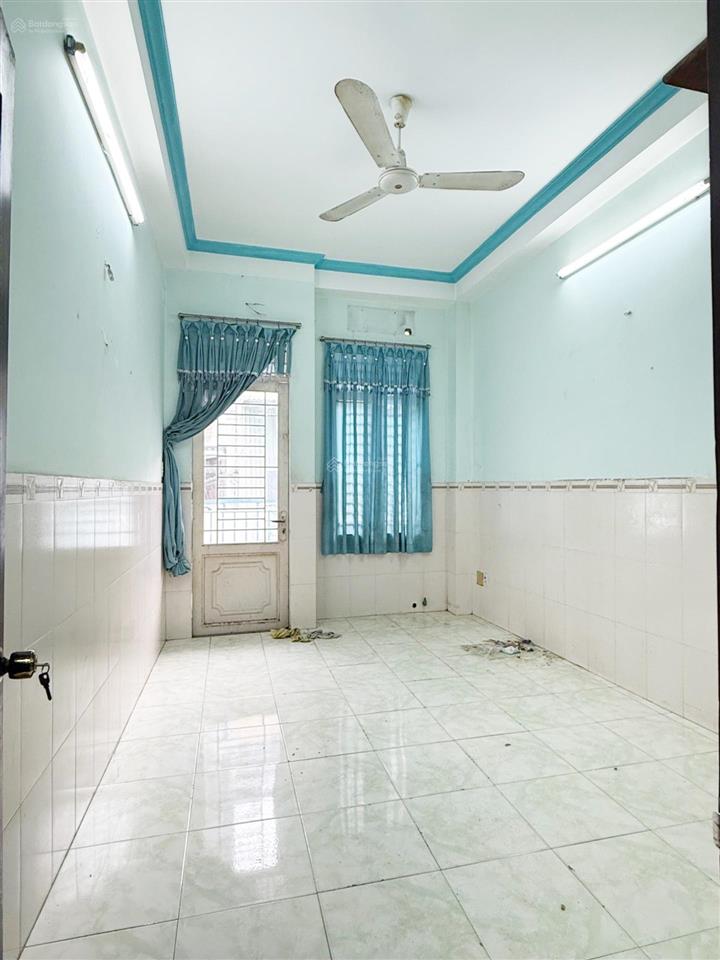 Mặt tiền kinh doanh sát lê đại hành, gần 3 tháng 2 thuận tiện di chuyển tất cả quận.
