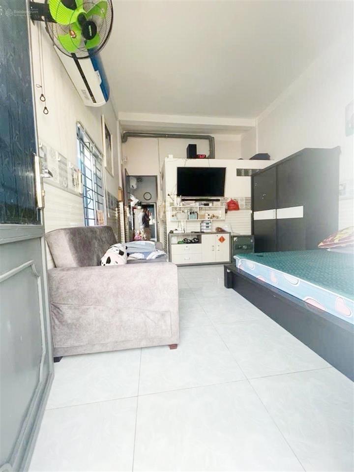 Nhà đường hồng bàng, ngay cầu vượt cây gõ, hẻm xe tải, thuận tiện kinh doanh và di chuyển