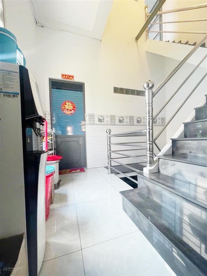 Nhà đường hồng bàng, ngay cầu vượt cây gõ, hẻm xe tải, thuận tiện kinh doanh và di chuyển