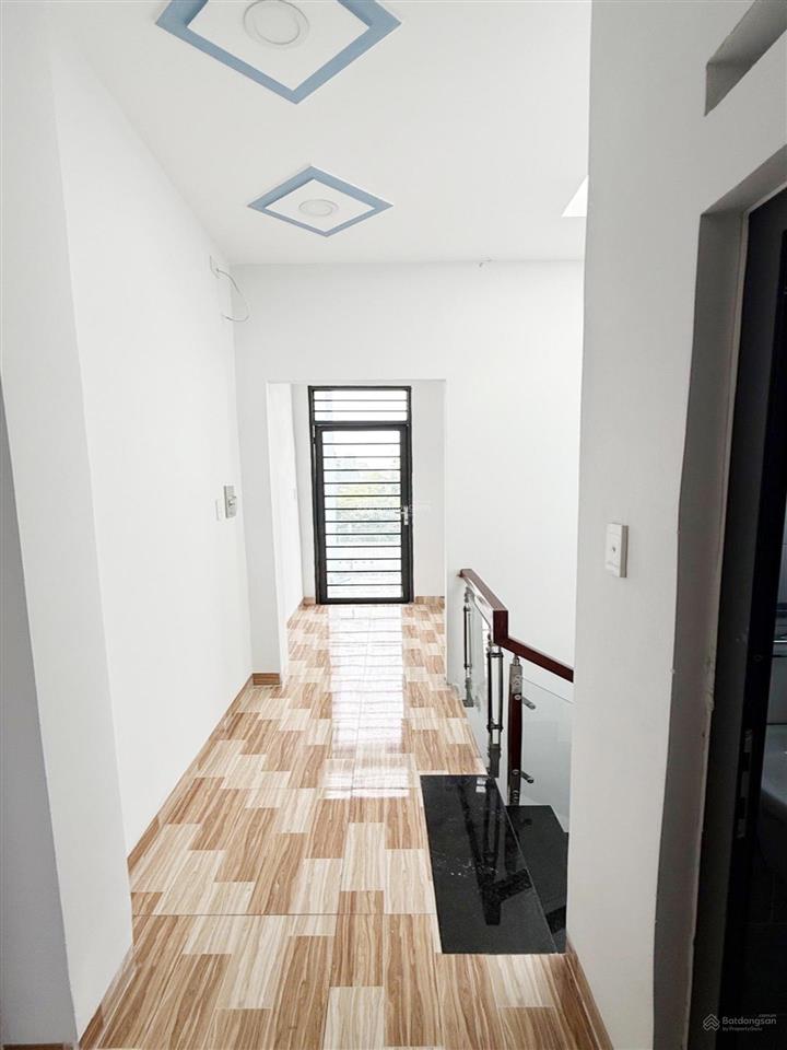 Nhà kênh tân hóa, sát cv đầm sen, hẻm 4m khu, tiện ích bao quanh, nhà không lộ giới, pháp lý chuẩn.