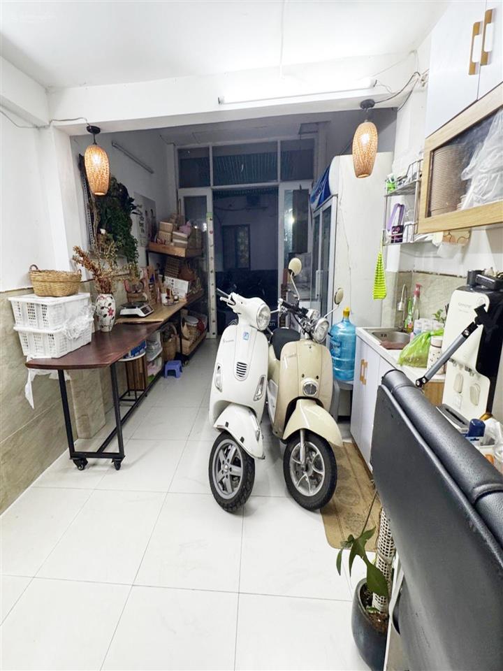 Nhà sư vạn hạnh, hẻm 5m thông, thuận tiện vừa ở vừa kinh doanh, di chuyển dễ dàng các quận.