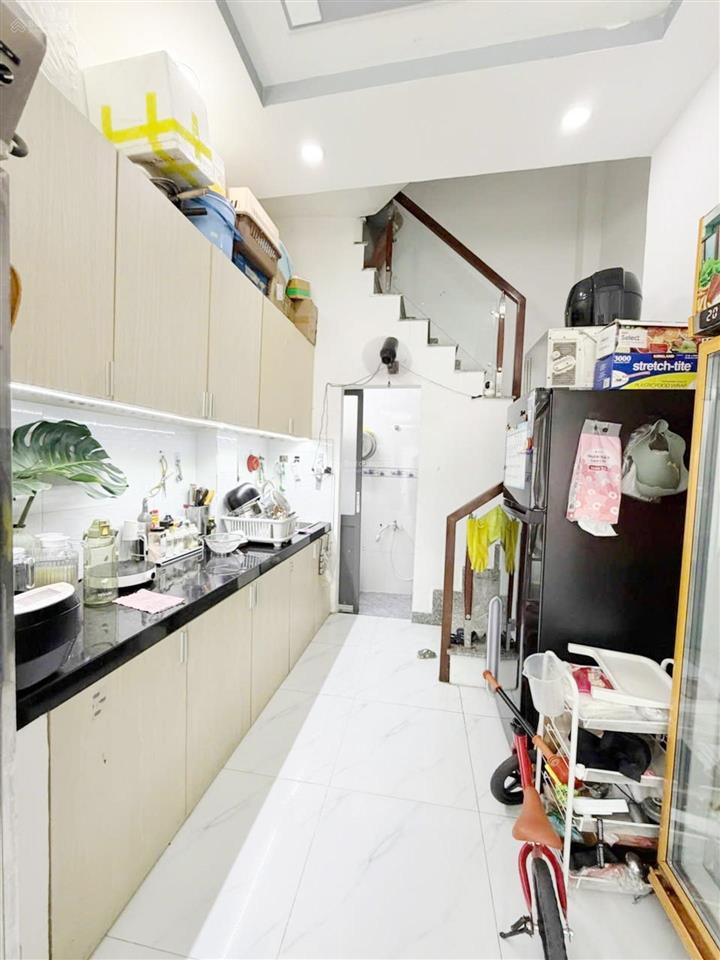 Nhà đường ông ích khiêm, hẻm 6m, khu dân trí, tiện ích bao quanh, sổ vuông a4.