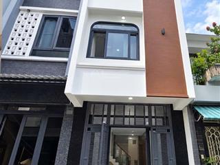 Nhà lạc long quân hẻm 6m ngay cv đầm sen, nhà mới vào ở ngay, tiện ích bao quanh không thiếu thứ gì