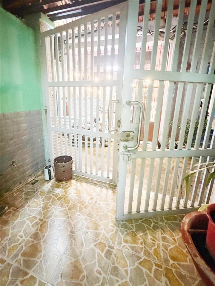 Nhà đường hồng lạc, gần chợ tân bình hẻm 4m thông khu dân trí, tiện ích đầy đủ di chuyển thuận tiện