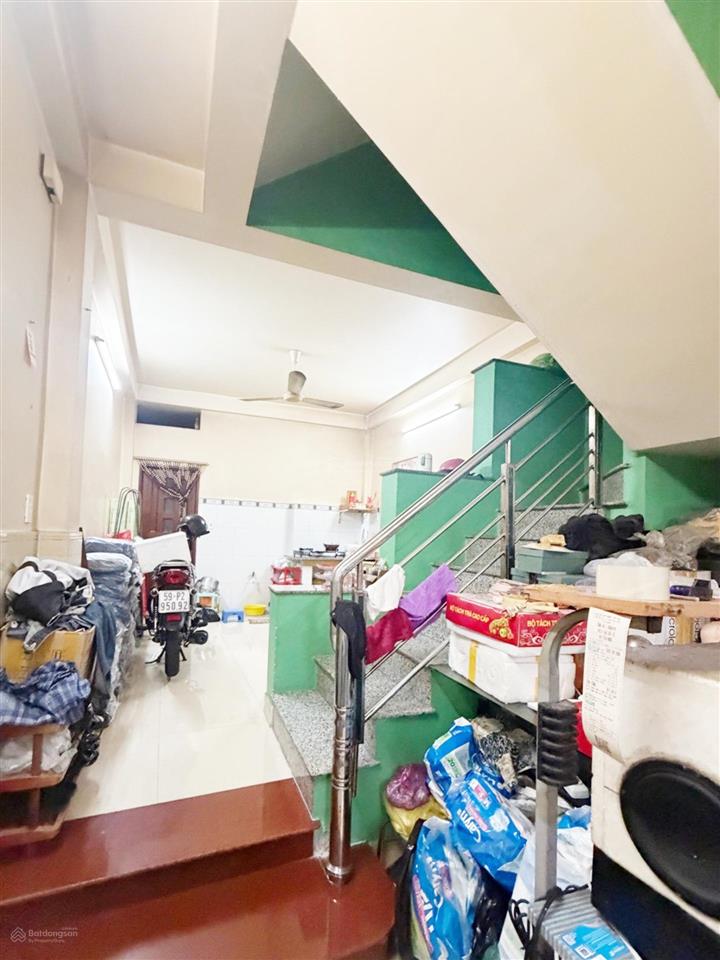 Nhà đường hồng lạc, gần chợ tân bình hẻm 4m thông khu dân trí, tiện ích đầy đủ di chuyển thuận tiện