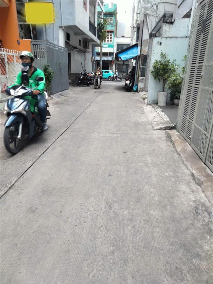 Nhà đường hồng lạc, hẻm xe hơi thông khắp nơi, tiện ích bao quanh