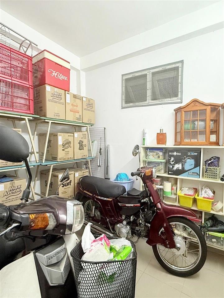 Nhà đường ngô quyền hẻm 4m, khu dân trí, gần nhiều trường đại học, thuận tiện di chuyển các quận