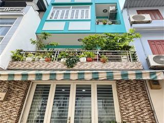 Nhà nguyễn ngọc lộc, sát 3t2, hẻm ô tô đậu cửa, tiện ích bao quanh, di chuyển thuận tiện các quận.