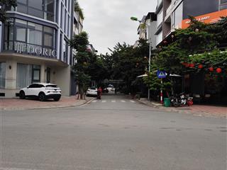 Bán đất phân lô đấu giá việt hưng 90m² , mt 5m vỉa hè ôtô tránh giá chào 24,9 tỷ tl .