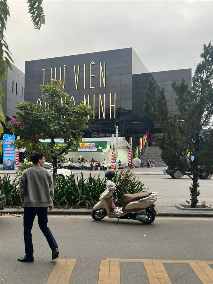 Cho thuê nhà 6 tầng tại monbay hạ long