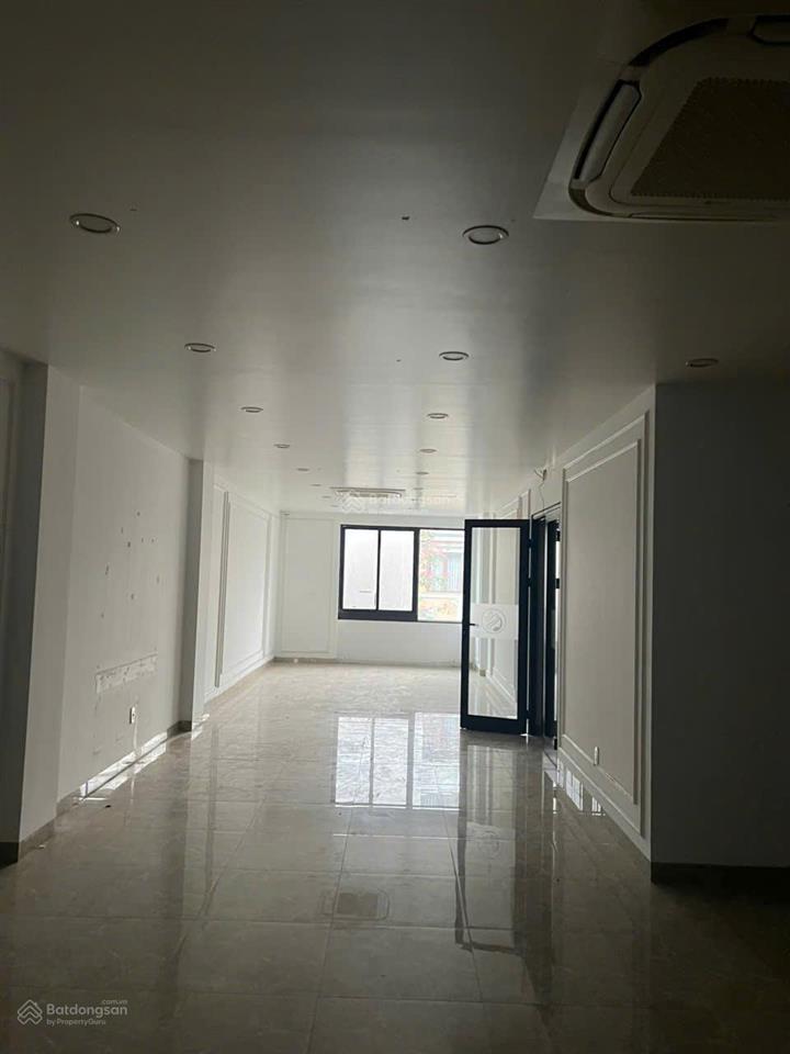 Cho thuê nhà 6 tầng tại monbay hạ long