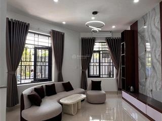 Cực hiếm, căn góc nhà 2t, 3pn,100m2, đường 7m, gần ngã tư thủ đức, hiệp phú, quận 9 chỉ hơn 7t