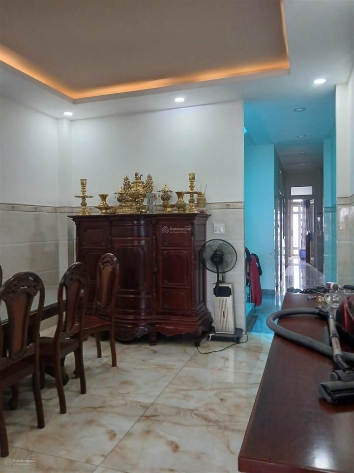 Bán nhà đẹp 70m2 gần đường 185, phước long b, sân xe hơi, quận 9 chỉ hơn 6t