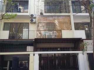 Bán nhà khu cán bộ trung ương đảng xuân phương 61m², đường 3 ô tô tránh, dân trí cao, giá 17.8 tỷ