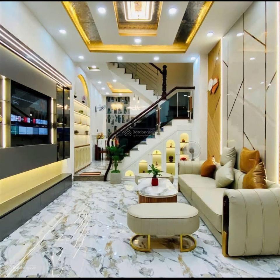 Bán nhà phân lô hoàng công chất bắc từ liêm, dt 50m² 3 thoáng, ô tô tránh, vỉa hè, giá 14.8 tỷ