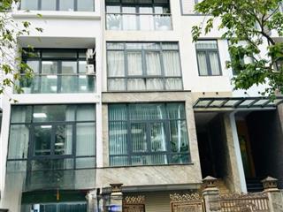 Bán biệt thự phố nguyễn cơ thạch 96m², mặt tiền 6m, giá 52 tỷ vỉa hè 2 bên, đường 2 ô tô tránh
