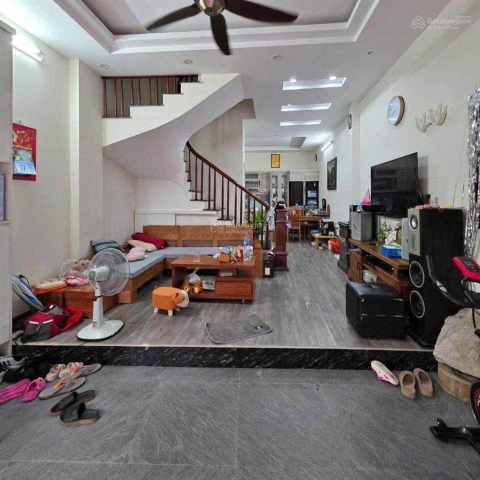 Bán nhà hoàng công chất ,dt 50m², ô tô tránh, vỉa hè  khu dân trí cao, giá 14.6 tỷ