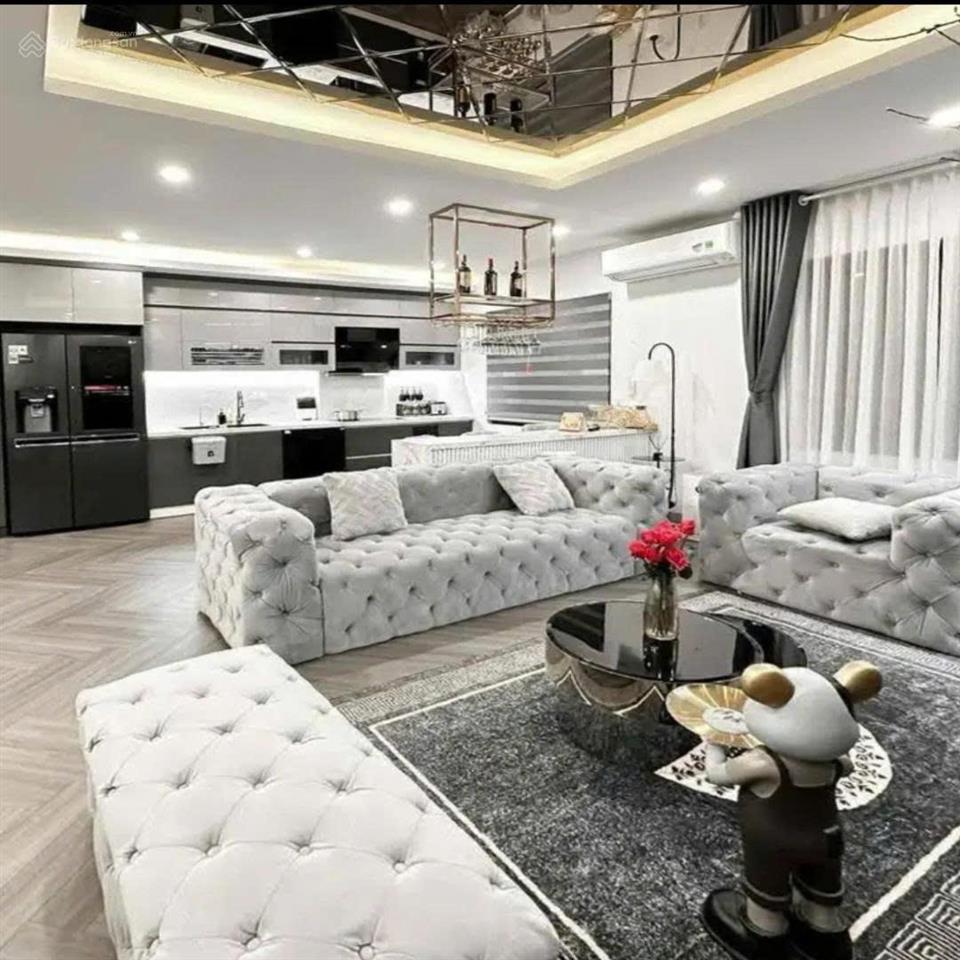 Bán nhà hoàng công chất ,dt 50m², ô tô tránh, vỉa hè  khu dân trí cao, giá 14.6 tỷ