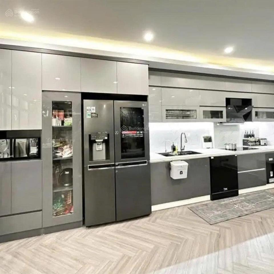 Bán nhà hoàng công chất ,dt 50m², ô tô tránh, vỉa hè  khu dân trí cao, giá 14.6 tỷ