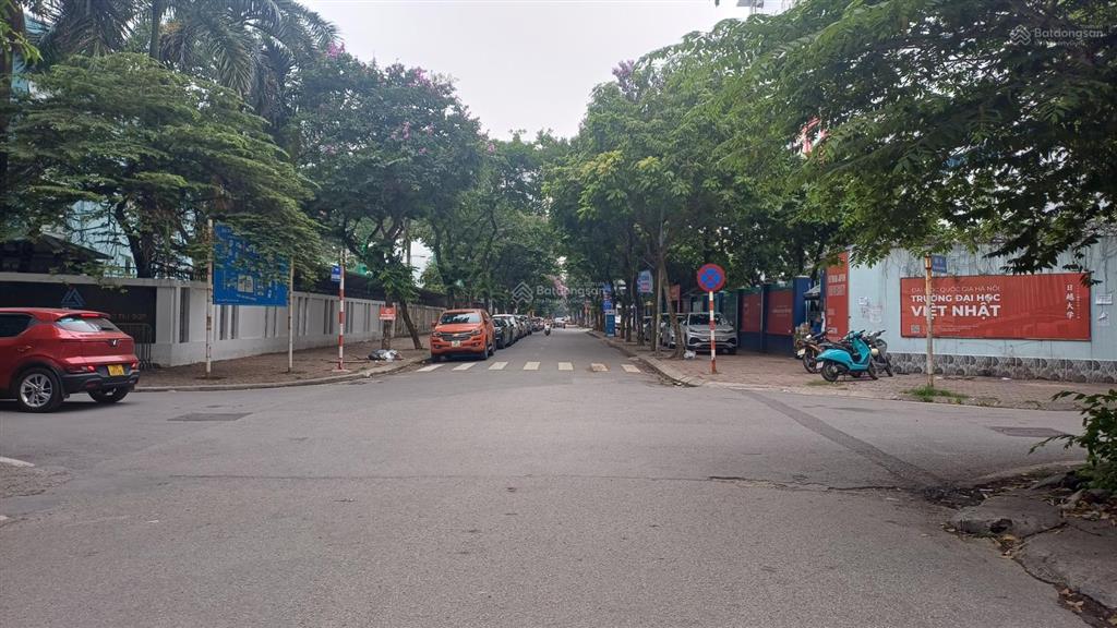 Nhà phân lô hàm nghi 80m mt 6.6m vỉa hè giá 27 tỷ