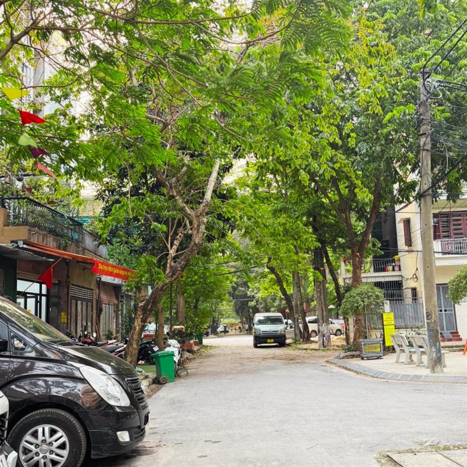 Bán nhà phố hoàng công chất 50m² giá 15 tỷ  phân lô vỉa hè ô tô tránh, 3 thoáng