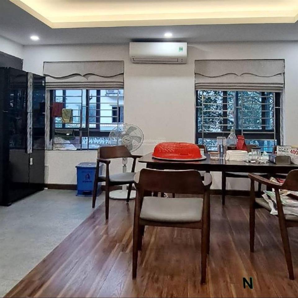 Bán nhà phố hoàng công chất 50m² giá 15 tỷ  phân lô vỉa hè ô tô tránh, 3 thoáng