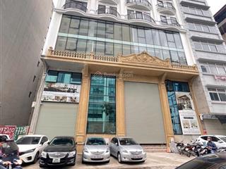 Tòa văn phòng nguyễn hoàng diện tích 240m², 10 tầng mặt tiền 18m giá 142 tỷ dòng tiền khủng