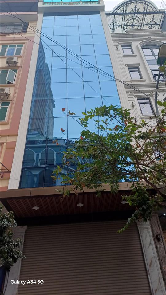 Tòa văn phòng phố nguyễn hoàng 118m², 11 tầng, doanh thu ~2.5 tỷ/năm, giá 69 tỷ
