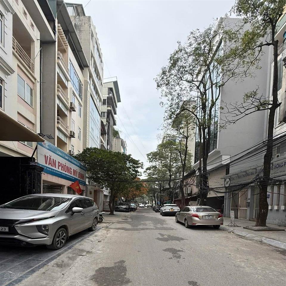 Tòa văn phòng phố nguyễn hoàng 118m², 11 tầng, doanh thu ~2.5 tỷ/năm, giá 69 tỷ
