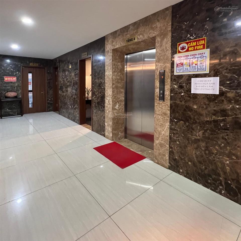 Bán tòa văn phòng mỹ đình lô góc 318m2, giá 136 tỷ