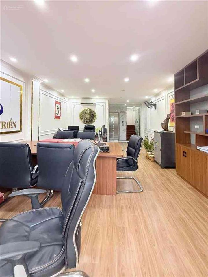 Nhà đẹp phú diễn 7 tầng thang máy garage ô tô giá 18 tỷ