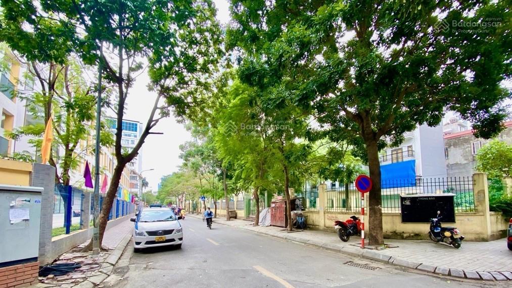 Nhà phân lô hoàng quốc việt ô tô tránh kinh doanh 72m 36,6 tỷ