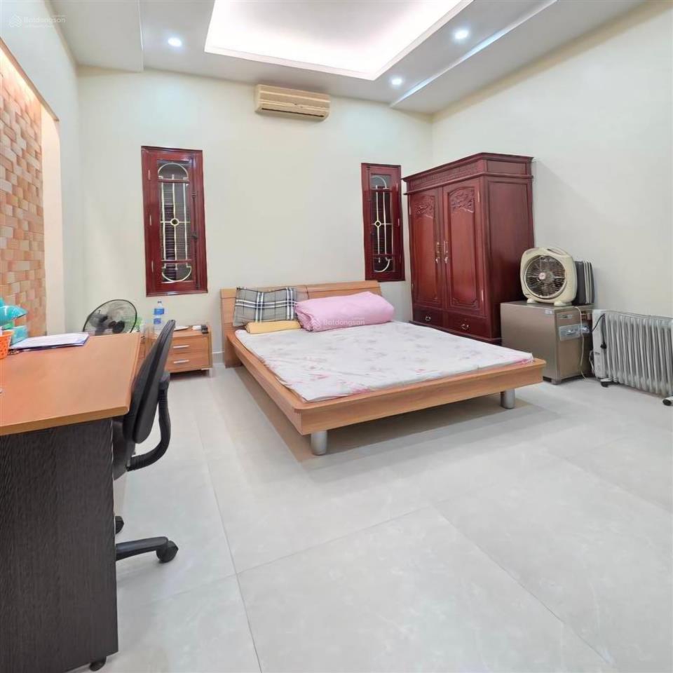 Nhà phân lô hoàng quốc việt ô tô tránh kinh doanh 72m 36,6 tỷ