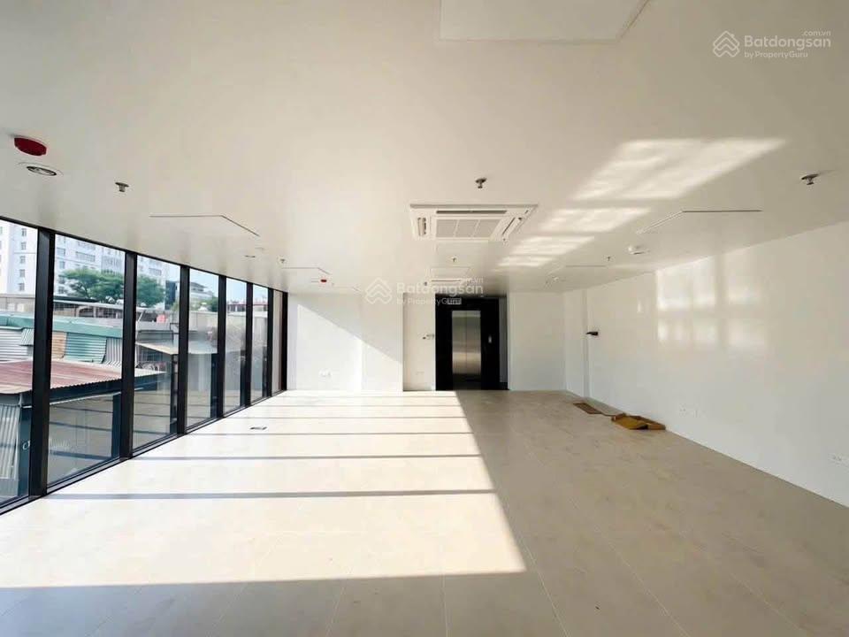 Bán nhà phố nguyễn khả trạc  lô góc thoáng sáng, ô tô tránh, 70m  giá 2x tỷ