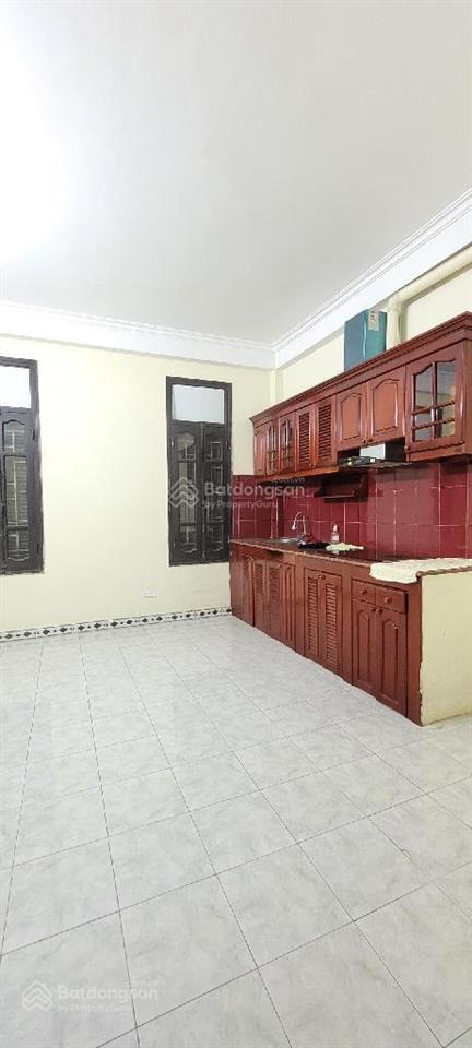 Bán nhà phân lô trần quốc hoàn, 2 mặt ngõ ô tô tránh, kinh doanh tốt, giá 13 tỷ