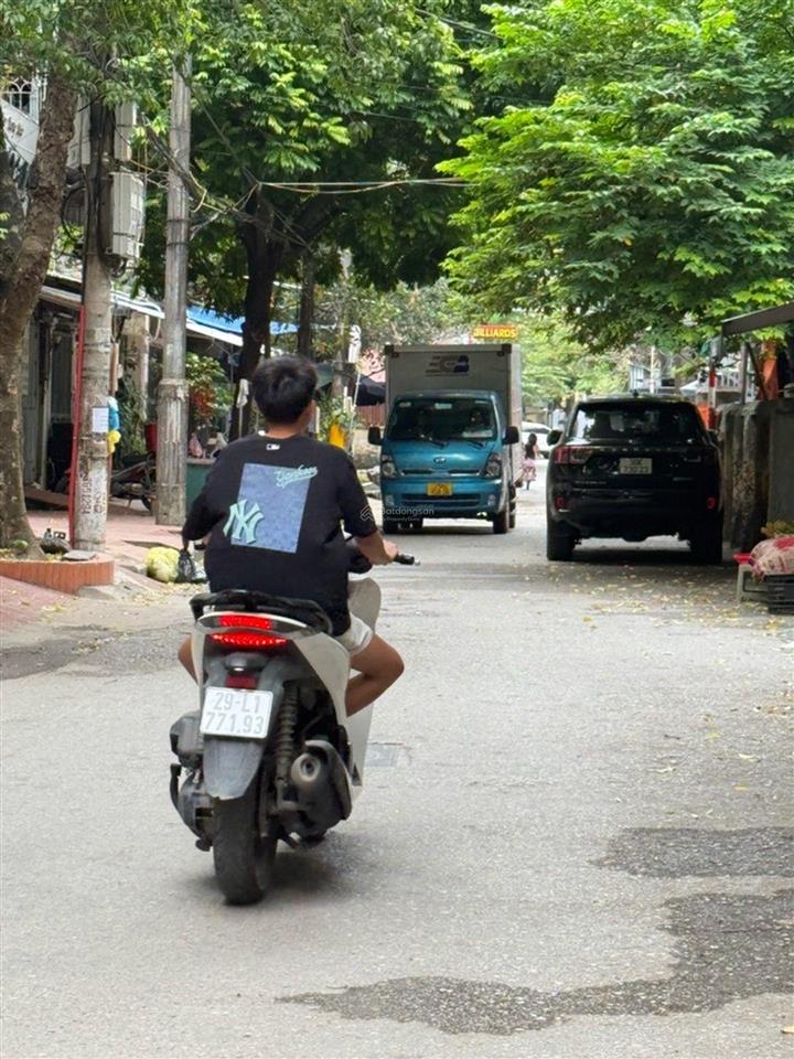 Bán hoàng công chất 7 tầng thang máy, nhà mới đẹp full nội thất, gara ô tô 20.5 tỷ
