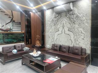 Bán nhà phú diễn 80m2, vỉa hè ô tô tránh, 2 thoáng nhà đẹp, giá thương lượng