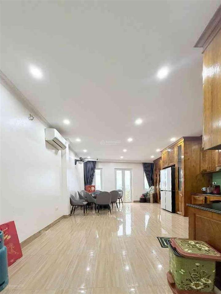 Bán nhà đức diễn 60m2, 7 tầng thang máy, nội thất cao cấp nhà đẹp ở luôn giá 1x tỷ