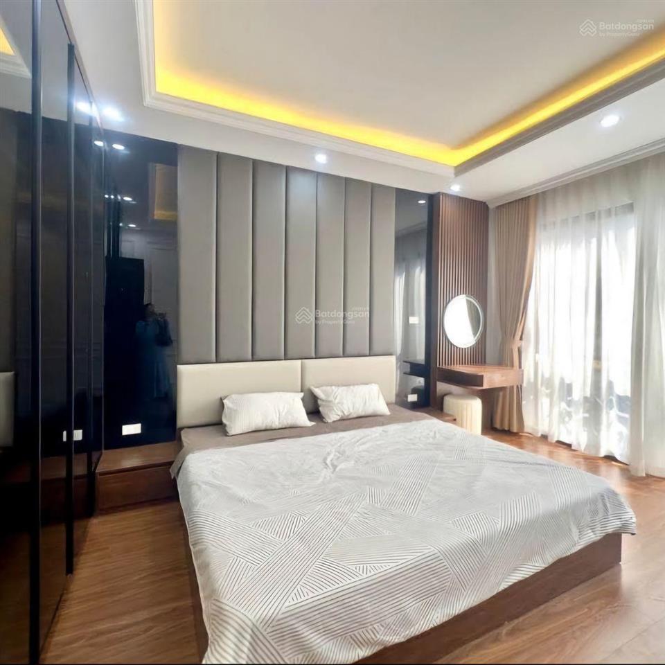 Bán nhà hoàng công chất, phú diễn phân lô vỉa hè, ô tô vào nhà 50m2 giá thương lượng