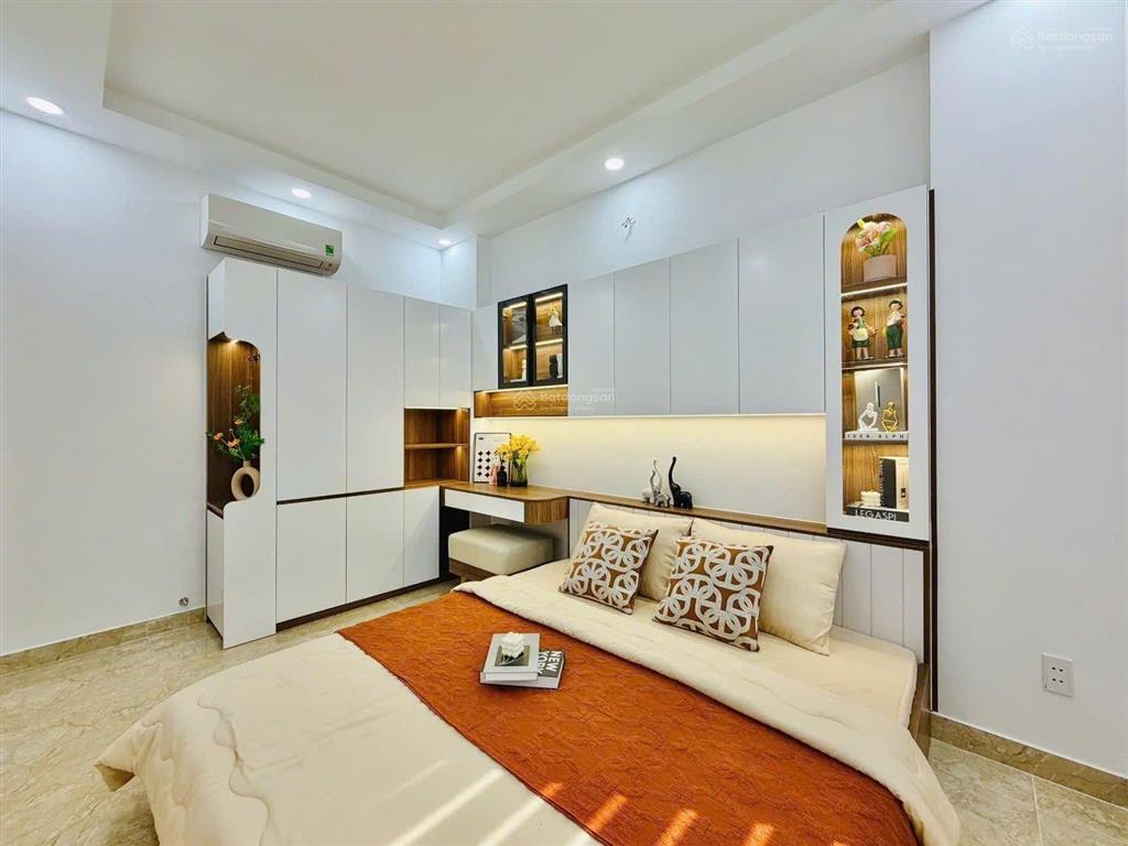 Bán nhà đẹp sau lưng mặt tiền ngang 6m chợ gò vấp phạm ngũ lão phường 1 ra hxt thông 5 căn 6,x t