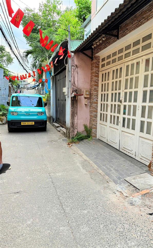 Nhà xinh 44m2  ngang 4 x11m  ô tô đậu cửa  sổ hồng riêng  p14 gò vấp chỉ 4,x tỷ nhỏ