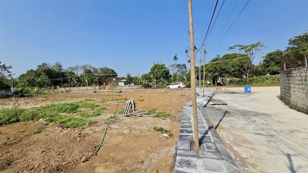 Chính chủ bán lô đất full thổ cư sát vách utopia 98,4m2, 780 triệu bao phí cách đường mòn hcm 300m