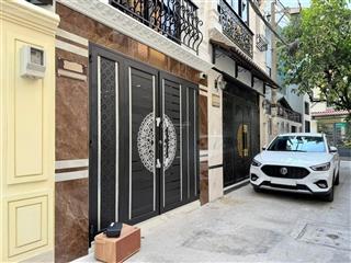 Lê quang định  p01 gò vấp 46 m2 (3,513), dts 86 m2
5,95 cách 15m ra hẻm 2 xe hơi tránh