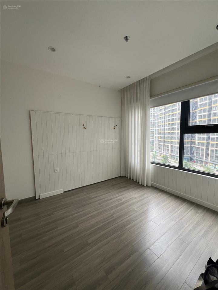 Cần cho thuê căn 2pn+ bếp rèm giá rẻ cho sinh viên đông người