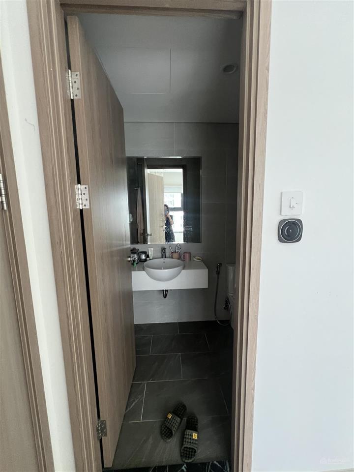 Cần cho thuê căn 2pn+ bếp rèm giá rẻ cho sinh viên đông người