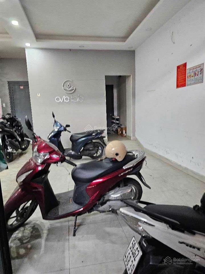 Cần bán ngang 6.1m mặt tiền đường đối diện vạn phúc city 76m2 giá 8 tỷ