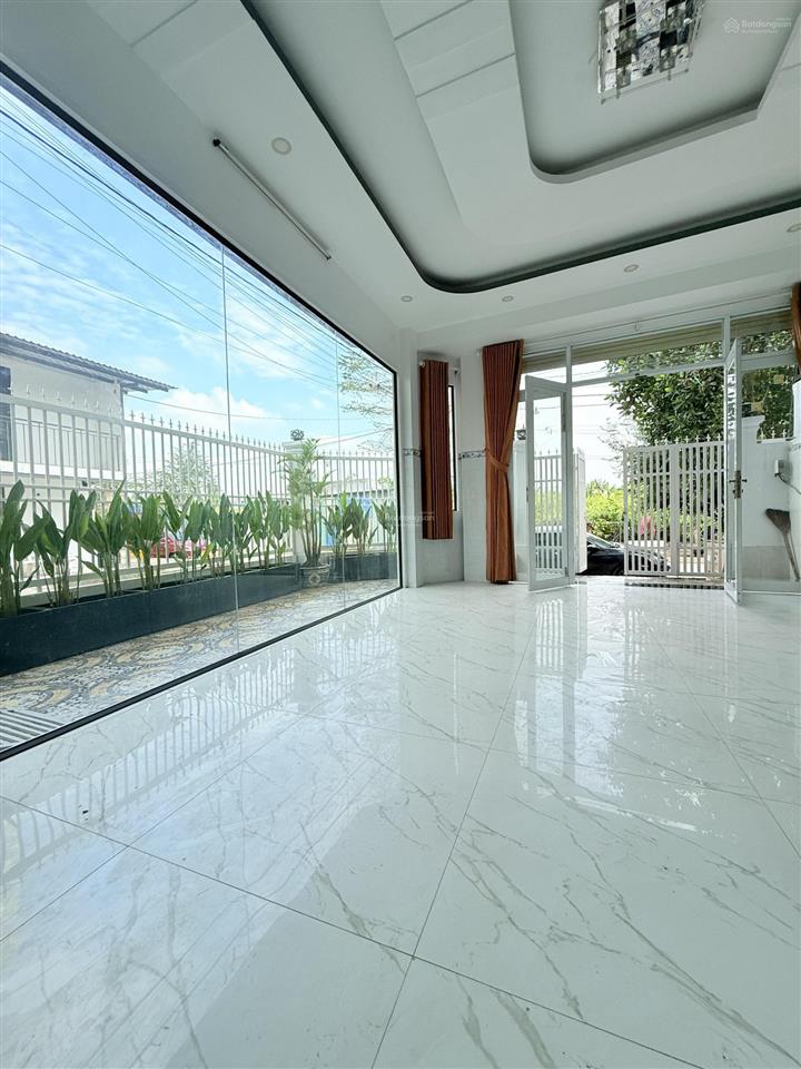 Cho thuê nhà phố 3 tầng, căn góc, ngang 7m, đường 12m, lê văn lương, nhơn đức, nhà bè