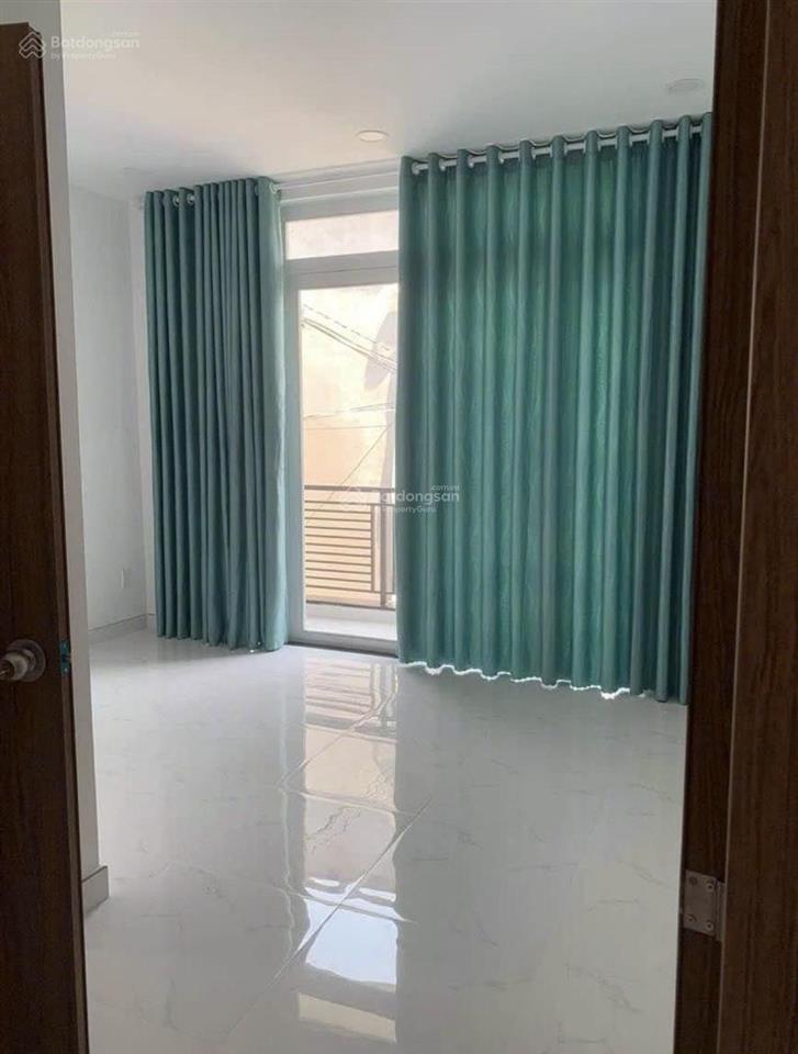Nhà thống nhất  2pn  3wc  hơn 4 tỏi