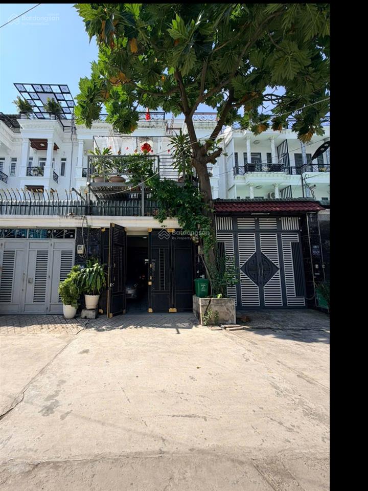 Nhà thạnh lộc 37  trệt 3 lầu ôtô ngủ trong nhà  nhíc 6tỷ